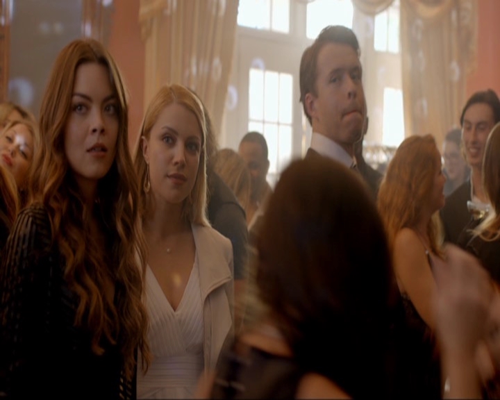 VampireDiariesWorld-dot-nl_7x08HoldMeThrillMeKissMeKillMe0461.jpg