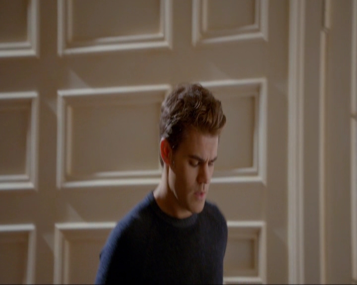 VampireDiariesWorld-dot-nl_7x08HoldMeThrillMeKissMeKillMe0503.jpg