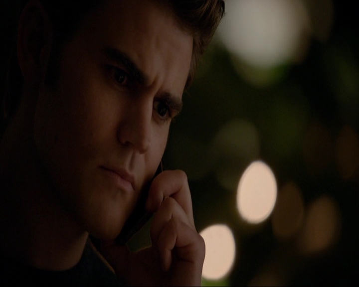 VampireDiariesWorld-dot-nl_7x08HoldMeThrillMeKissMeKillMe1649.jpg