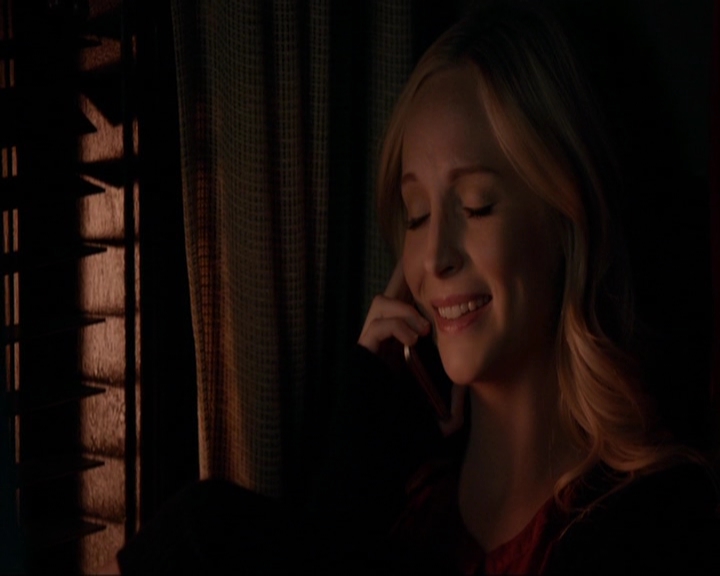 VampireDiariesWorld-dot-nl_7x08HoldMeThrillMeKissMeKillMe1657.jpg