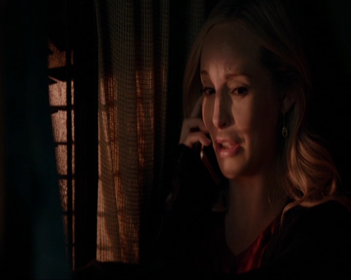 VampireDiariesWorld-dot-nl_7x08HoldMeThrillMeKissMeKillMe1674.jpg