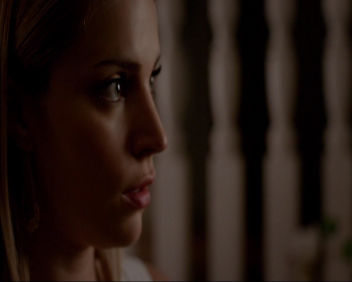 VampireDiariesWorld-dot-nl_7x08HoldMeThrillMeKissMeKillMe1701.jpg