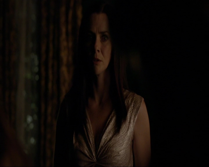 VampireDiariesWorld-dot-nl_7x08HoldMeThrillMeKissMeKillMe1709.jpg