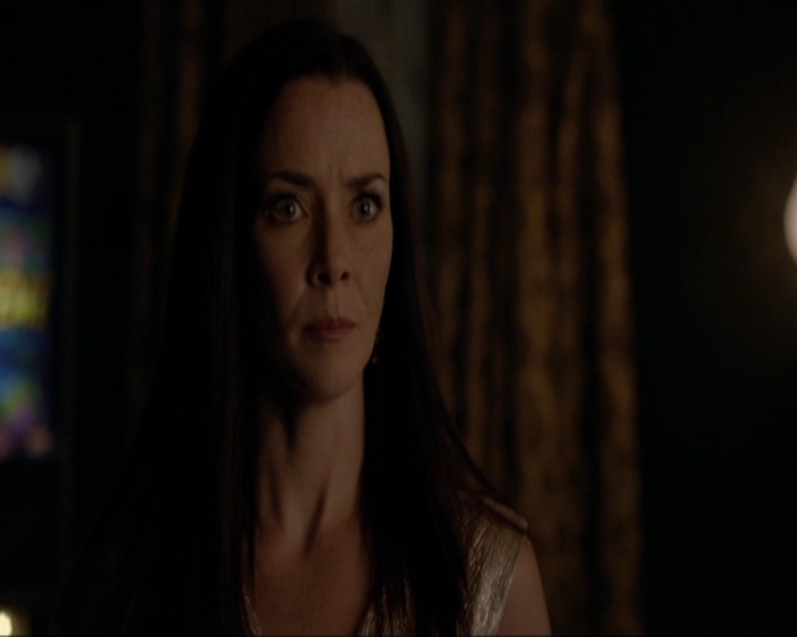 VampireDiariesWorld-dot-nl_7x08HoldMeThrillMeKissMeKillMe1712.jpg