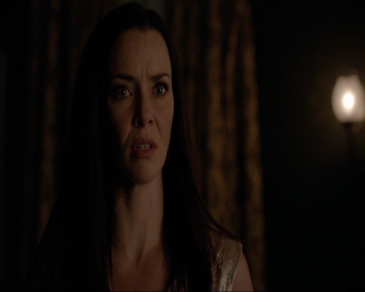 VampireDiariesWorld-dot-nl_7x08HoldMeThrillMeKissMeKillMe1729.jpg