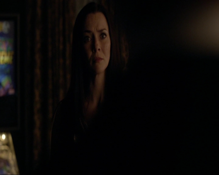 VampireDiariesWorld-dot-nl_7x08HoldMeThrillMeKissMeKillMe1748.jpg