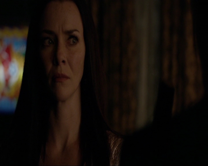 VampireDiariesWorld-dot-nl_7x08HoldMeThrillMeKissMeKillMe1755.jpg