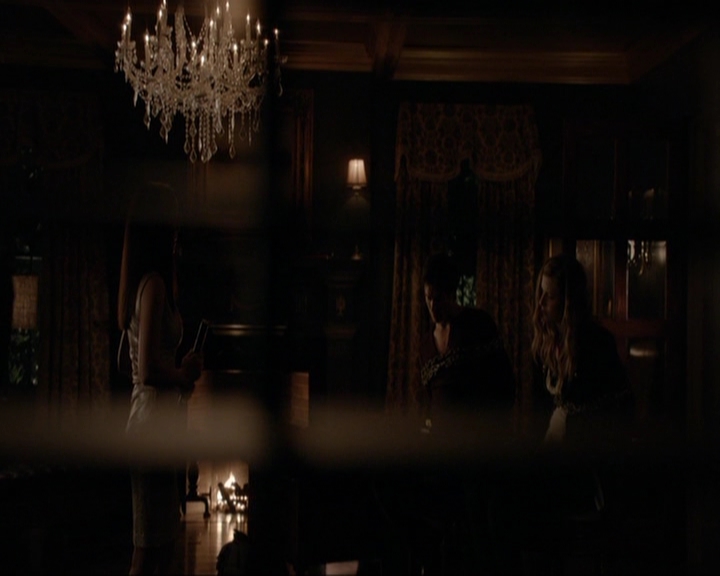 VampireDiariesWorld-dot-nl_7x08HoldMeThrillMeKissMeKillMe1767.jpg