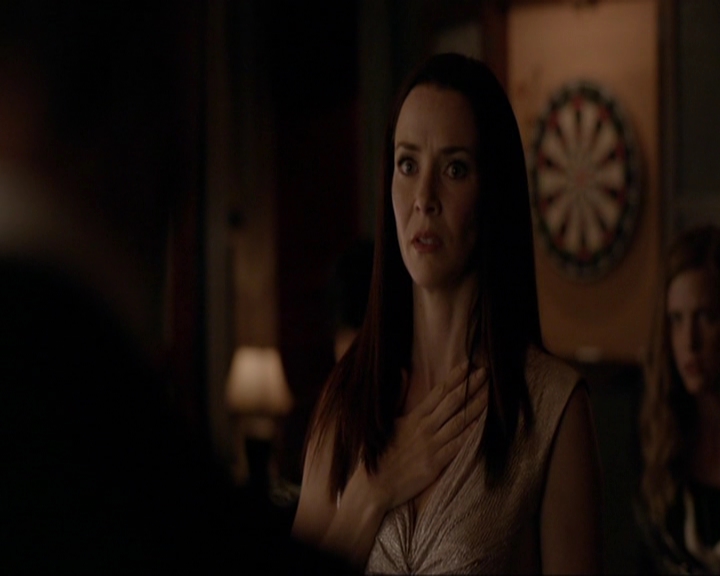 VampireDiariesWorld-dot-nl_7x08HoldMeThrillMeKissMeKillMe1802.jpg