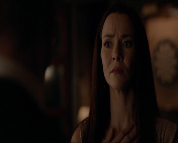 VampireDiariesWorld-dot-nl_7x08HoldMeThrillMeKissMeKillMe1834.jpg