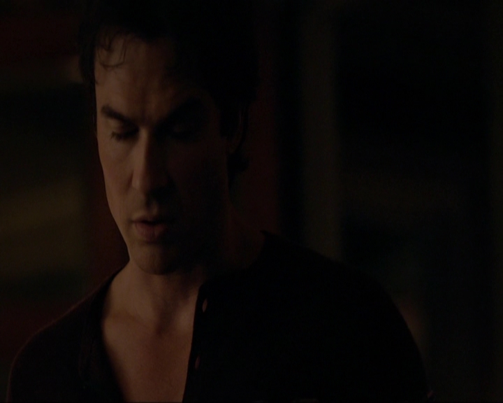 VampireDiariesWorld-dot-nl_7x08HoldMeThrillMeKissMeKillMe1836.jpg