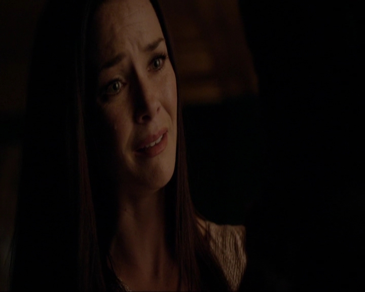 VampireDiariesWorld-dot-nl_7x08HoldMeThrillMeKissMeKillMe1866.jpg