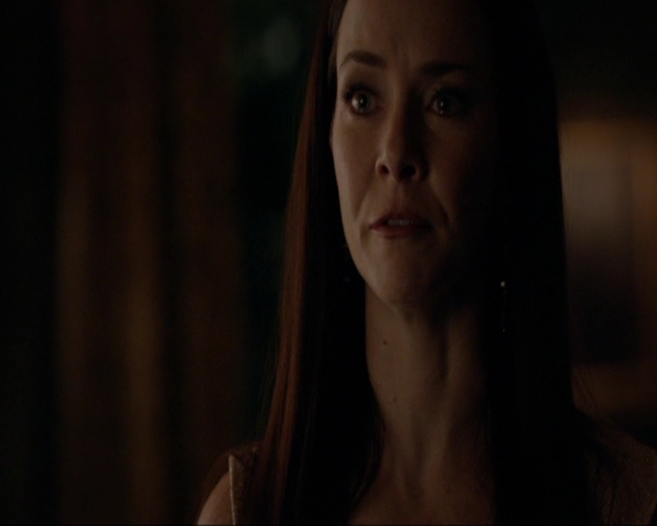 VampireDiariesWorld-dot-nl_7x08HoldMeThrillMeKissMeKillMe1879.jpg