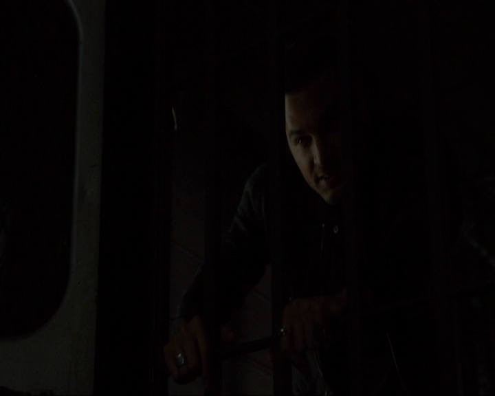 VampireDiariesWorld-dot-nl_7x08HoldMeThrillMeKissMeKillMe1947.jpg