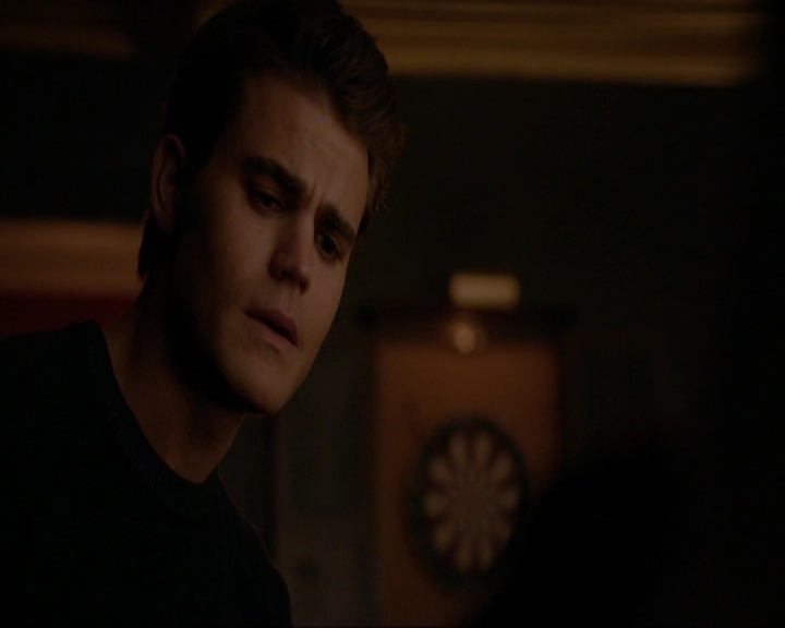 VampireDiariesWorld-dot-nl_7x08HoldMeThrillMeKissMeKillMe2053.jpg