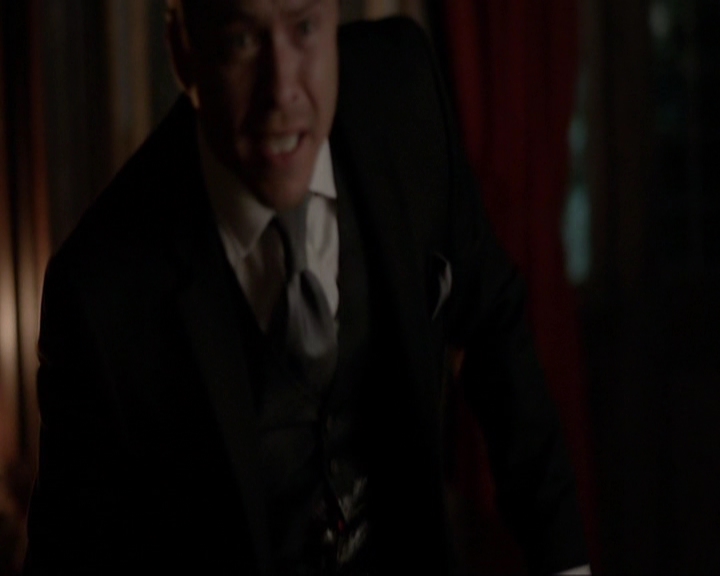 VampireDiariesWorld-dot-nl_7x08HoldMeThrillMeKissMeKillMe2071.jpg