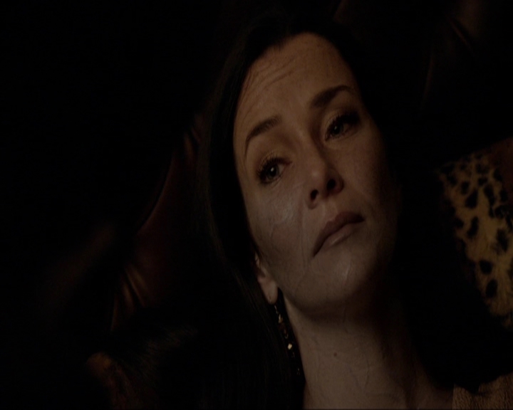 VampireDiariesWorld-dot-nl_7x08HoldMeThrillMeKissMeKillMe2193.jpg