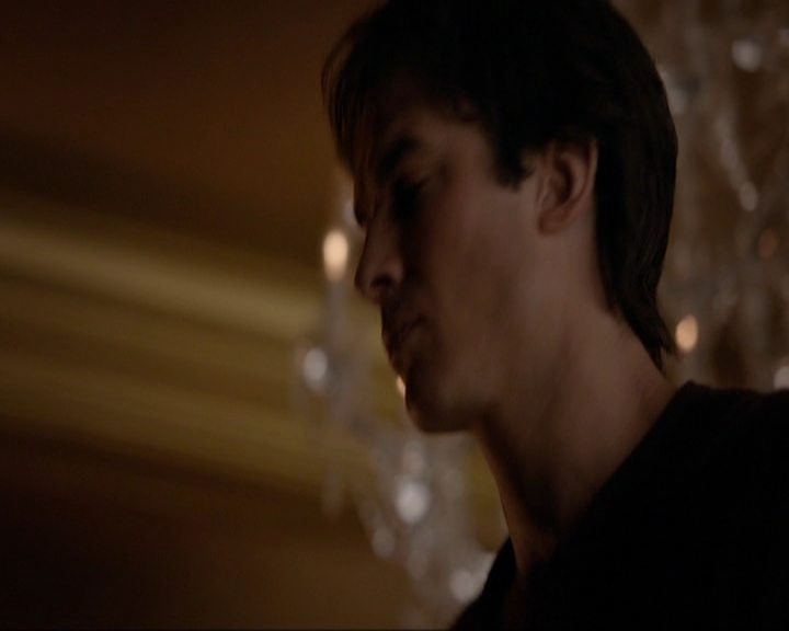 VampireDiariesWorld-dot-nl_7x08HoldMeThrillMeKissMeKillMe2197.jpg