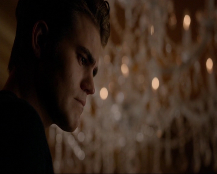 VampireDiariesWorld-dot-nl_7x08HoldMeThrillMeKissMeKillMe2209.jpg