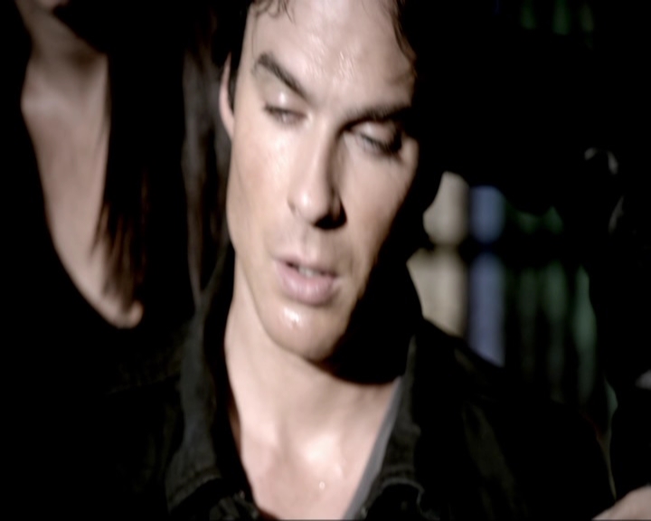 VampireDiariesWorld-dot-nl_7x08HoldMeThrillMeKissMeKillMe2226.jpg