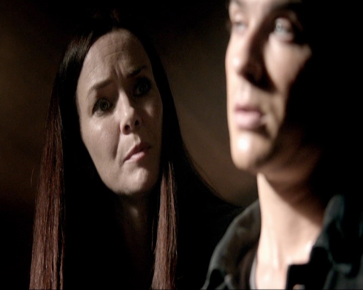 VampireDiariesWorld-dot-nl_7x08HoldMeThrillMeKissMeKillMe2233.jpg