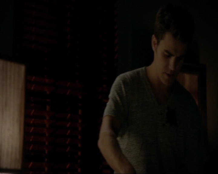 VampireDiariesWorld-dot-nl_7x09ColdAsIs0014.jpg