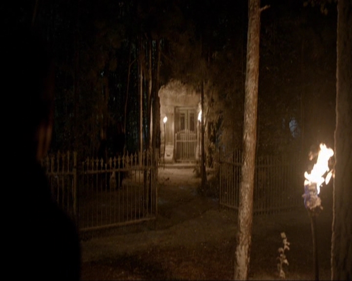 VampireDiariesWorld-dot-nl_7x09ColdAsIs0070.jpg