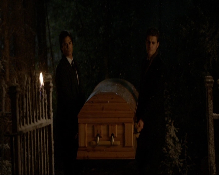 VampireDiariesWorld-dot-nl_7x09ColdAsIs0083.jpg