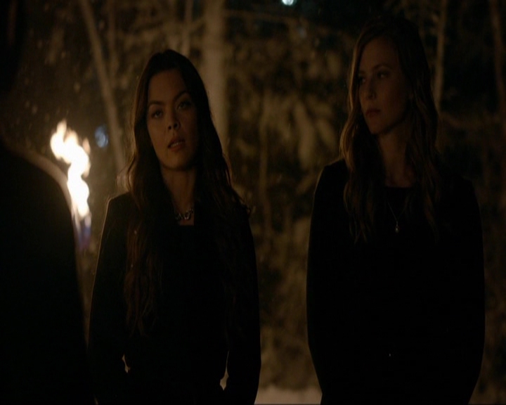 VampireDiariesWorld-dot-nl_7x09ColdAsIs0117.jpg