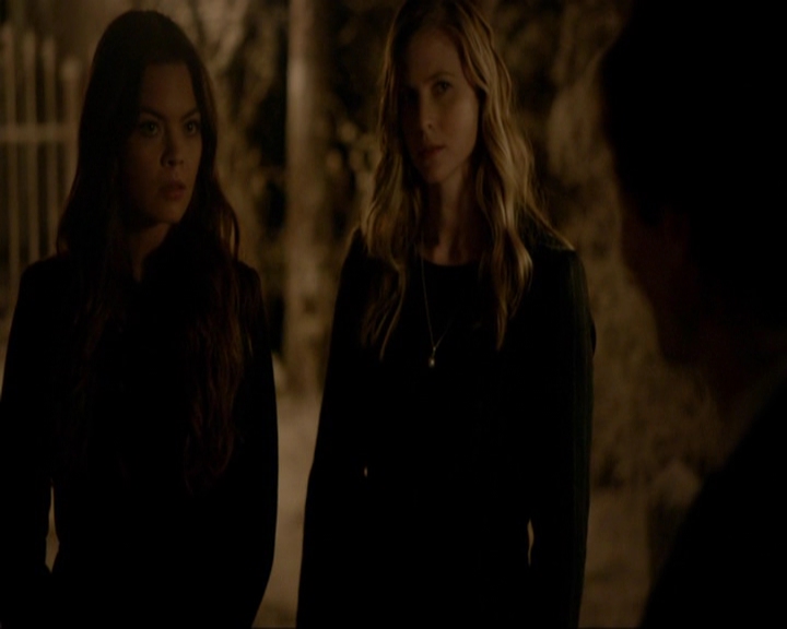 VampireDiariesWorld-dot-nl_7x09ColdAsIs0126.jpg