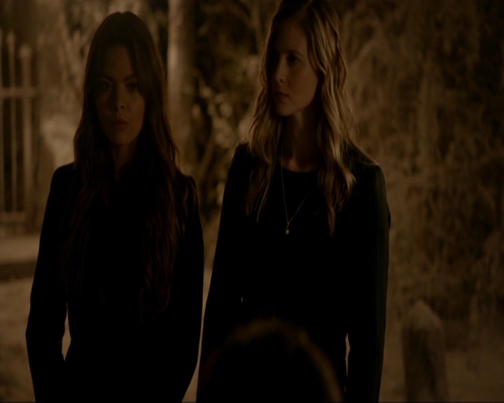 VampireDiariesWorld-dot-nl_7x09ColdAsIs0134.jpg