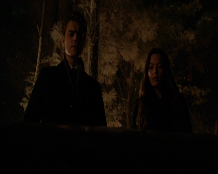 VampireDiariesWorld-dot-nl_7x09ColdAsIs0143.jpg