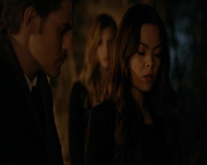 VampireDiariesWorld-dot-nl_7x09ColdAsIs0144.jpg