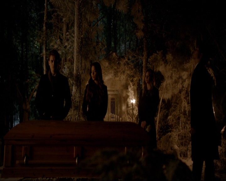 VampireDiariesWorld-dot-nl_7x09ColdAsIs0157.jpg