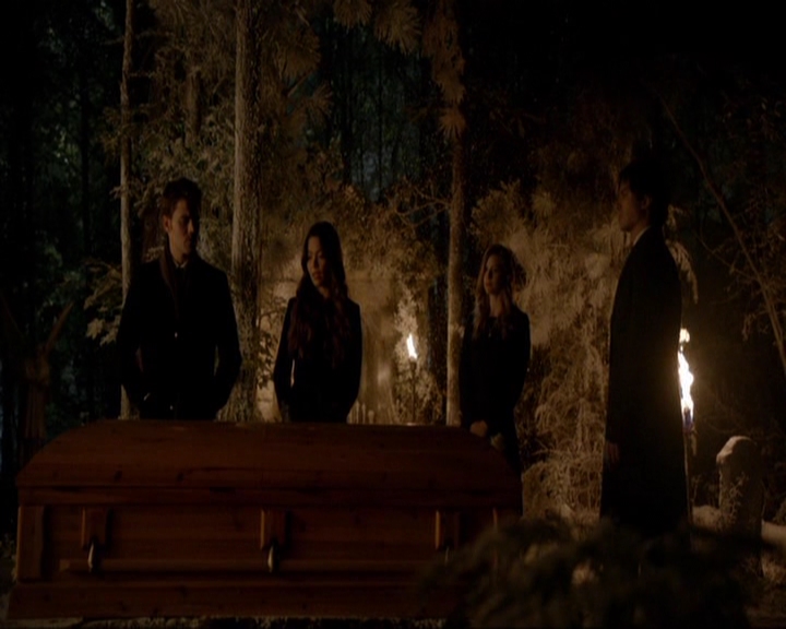 VampireDiariesWorld-dot-nl_7x09ColdAsIs0161.jpg