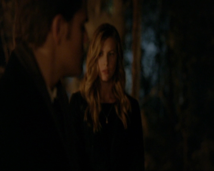 VampireDiariesWorld-dot-nl_7x09ColdAsIs0172.jpg