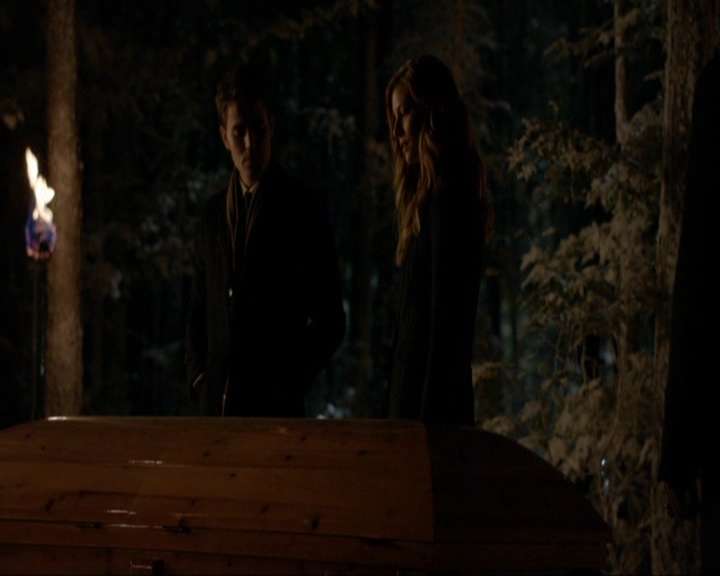 VampireDiariesWorld-dot-nl_7x09ColdAsIs0192.jpg