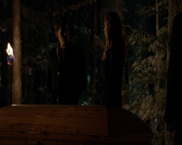 VampireDiariesWorld-dot-nl_7x09ColdAsIs0193.jpg