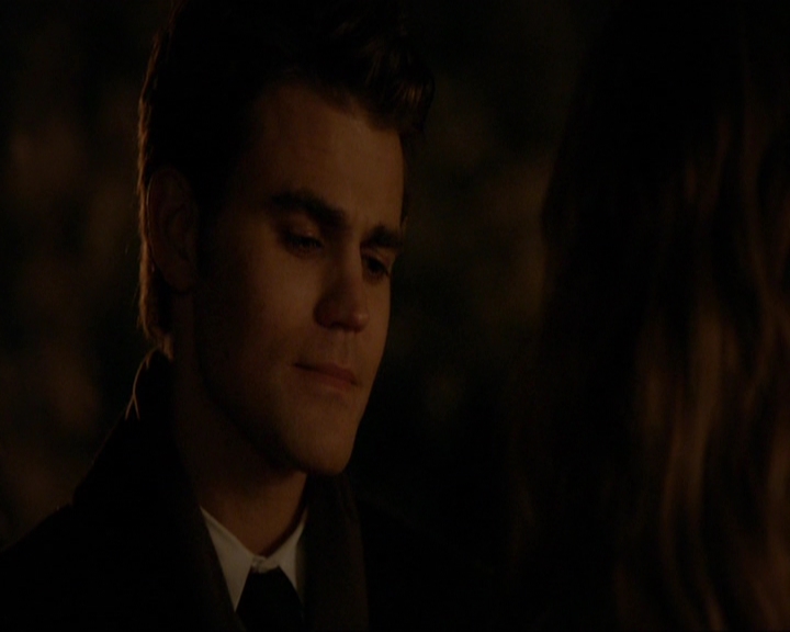 VampireDiariesWorld-dot-nl_7x09ColdAsIs0207.jpg