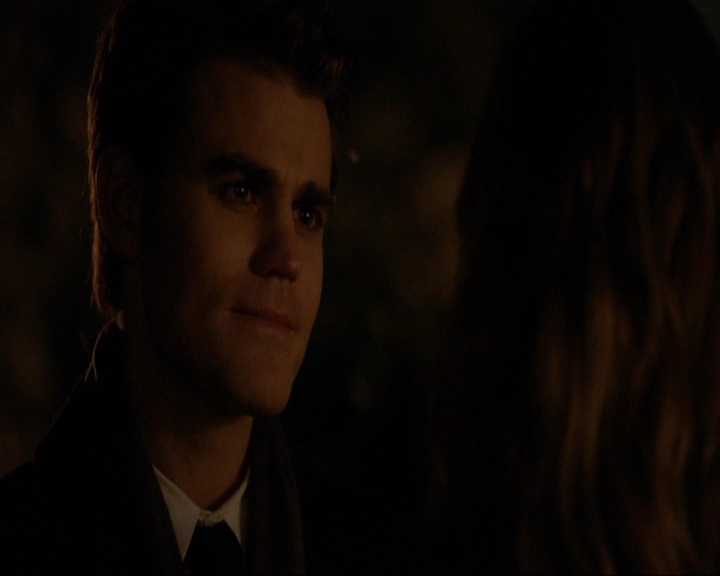 VampireDiariesWorld-dot-nl_7x09ColdAsIs0210.jpg