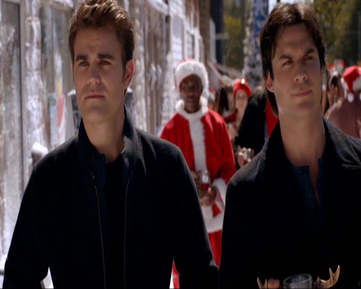 VampireDiariesWorld-dot-nl_7x09ColdAsIs0408.jpg