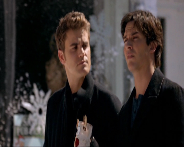 VampireDiariesWorld-dot-nl_7x09ColdAsIs0409.jpg