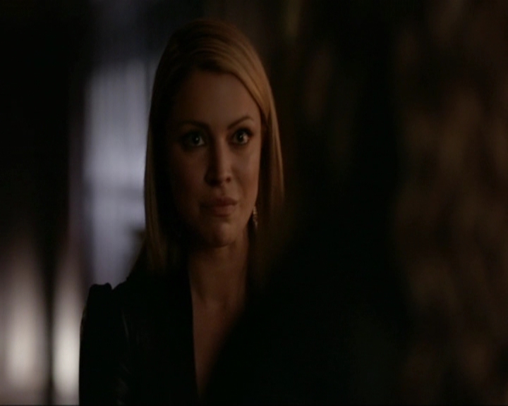 VampireDiariesWorld-dot-nl_7x09ColdAsIs0510.jpg