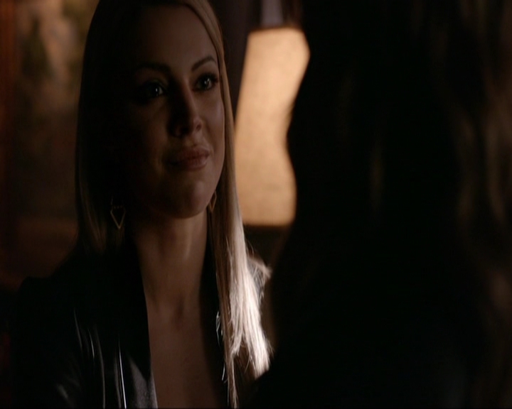 VampireDiariesWorld-dot-nl_7x09ColdAsIs0516.jpg