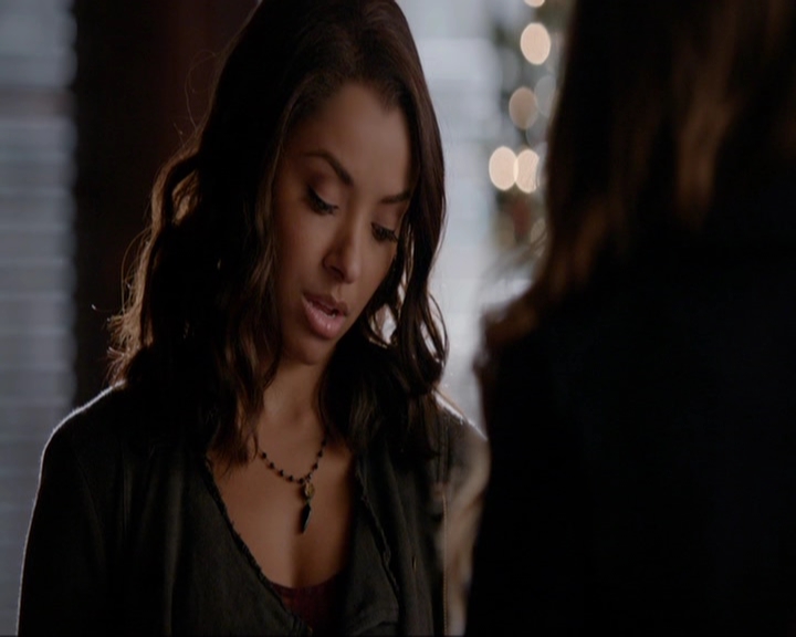 VampireDiariesWorld-dot-nl_7x09ColdAsIs0585.jpg