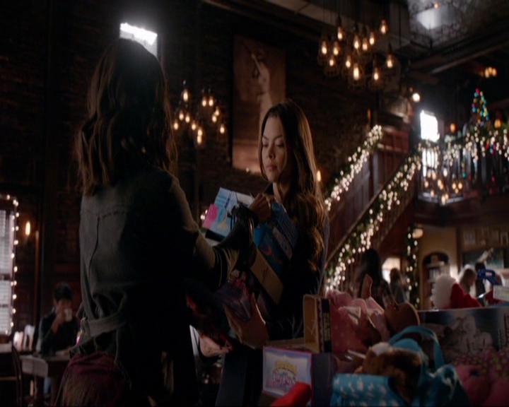 VampireDiariesWorld-dot-nl_7x09ColdAsIs0594.jpg