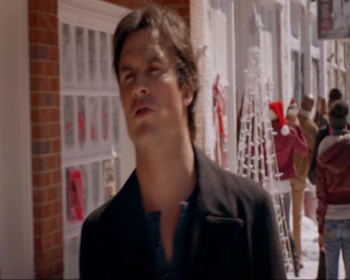 VampireDiariesWorld-dot-nl_7x09ColdAsIs0616.jpg