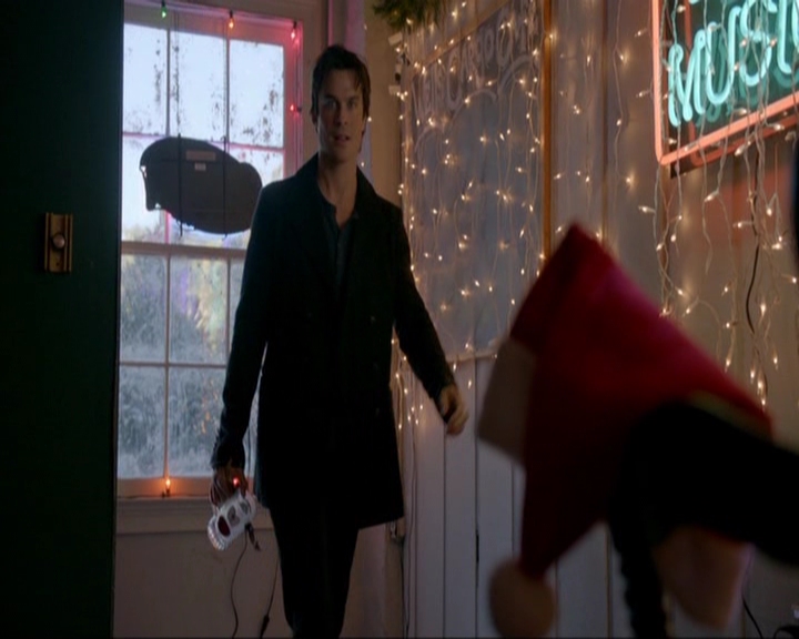 VampireDiariesWorld-dot-nl_7x09ColdAsIs0640.jpg