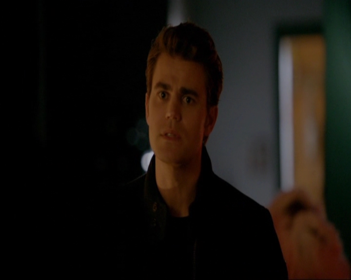 VampireDiariesWorld-dot-nl_7x09ColdAsIs0702.jpg