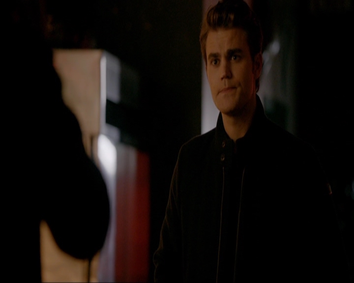 VampireDiariesWorld-dot-nl_7x09ColdAsIs0723.jpg